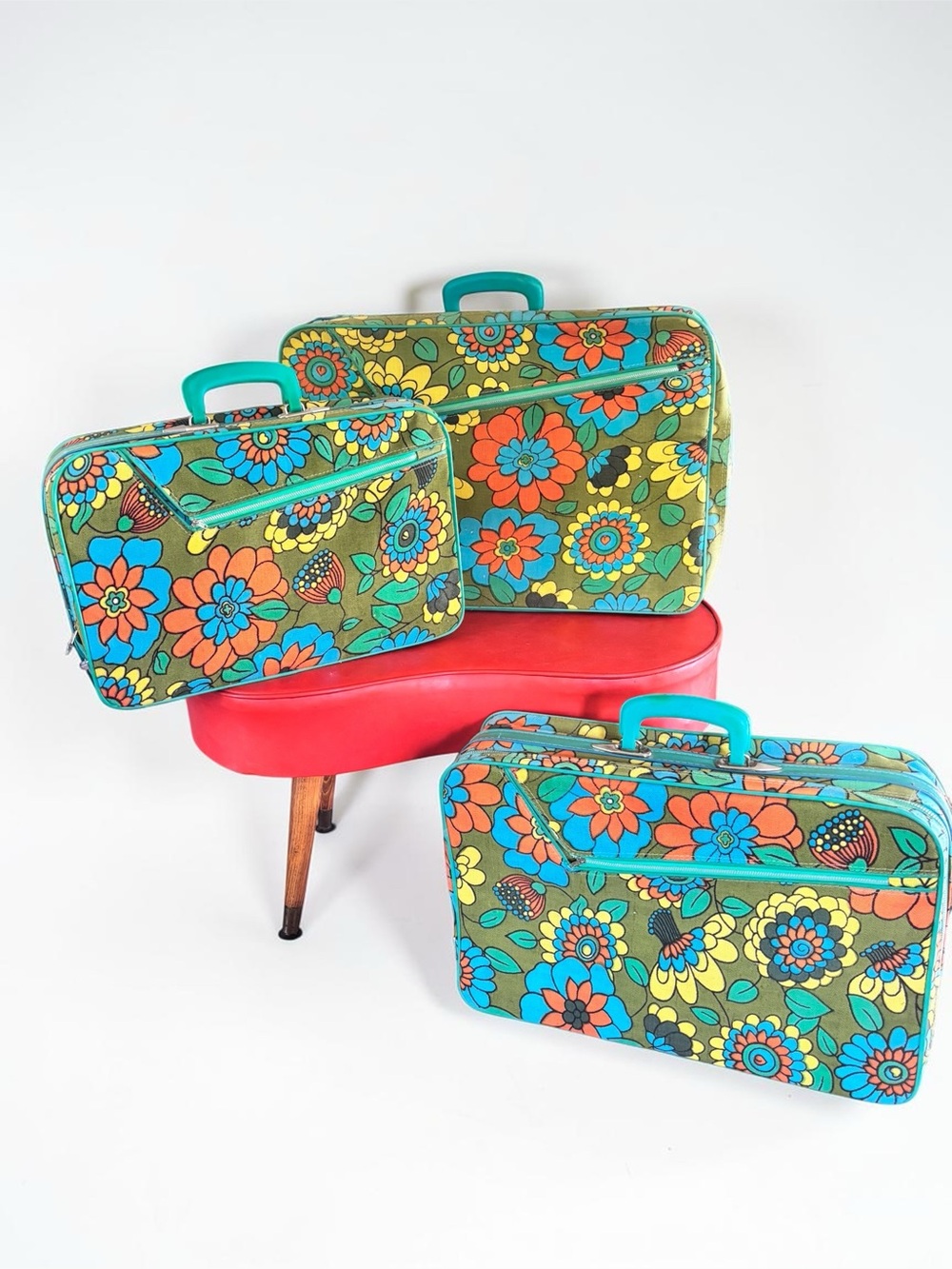 Vintage 1970s Floral Luggage Set 3 Piece Mod Suitcase Set